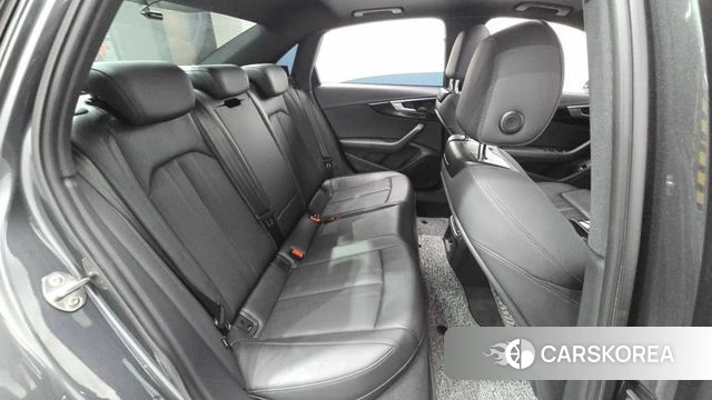 Audi A4 (B9) 2020 Серый из Кореи, фото 3