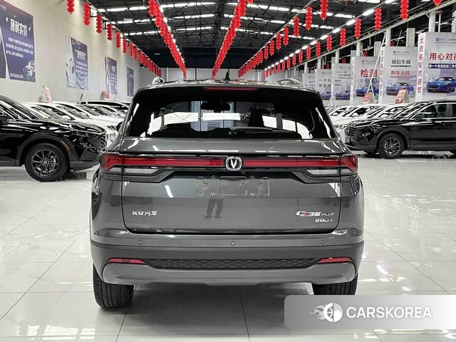 Chang'an CS35 PLUS 2023 Темно-серый из Китая, фото 3