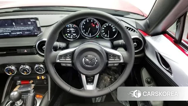 Mazda MX-5 MIATA 2024 Красный из Кореи, фото 3