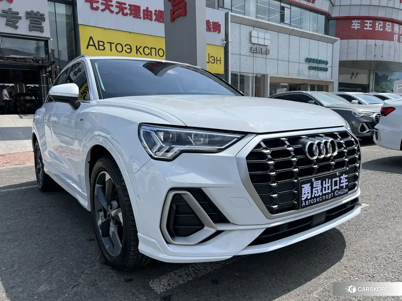 Audi Q3 2022 Белый из Китая, фото 3
