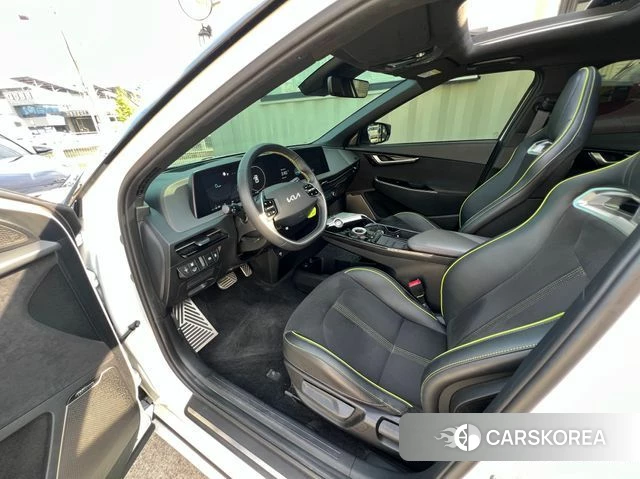 Kia EV6 2022 Белый из Кореи, фото 3