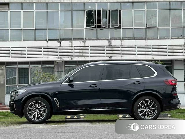 BMW X5 2022 Черный из Китая, фото 3