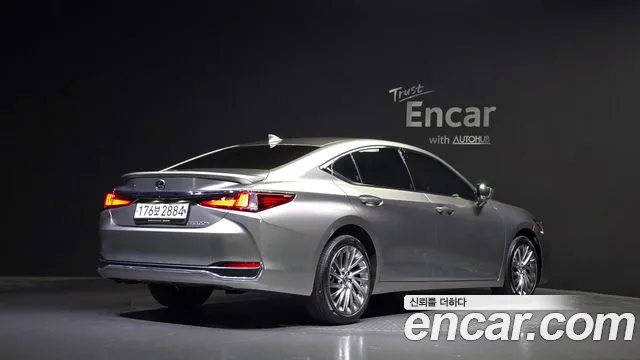 Lexus ES300h 7th generation id 2684368 из Кореи 3