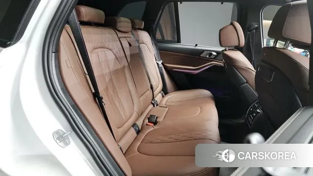 BMW X5 (G05) 2024 Белый из Кореи, фото 3