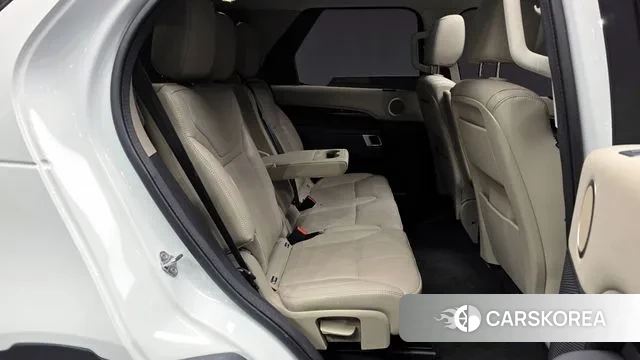 Land Rover Discovery 5 2020 Белый из Кореи, фото 3