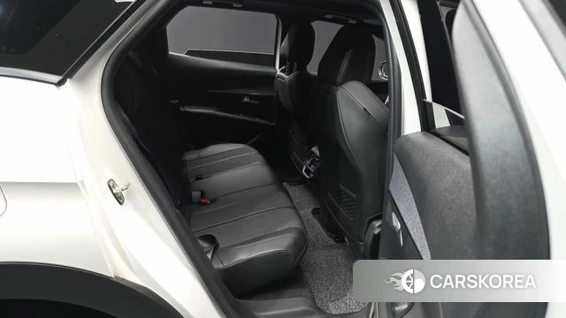 Peugeot 3008 second generation 2018 Белый из Кореи, фото 3