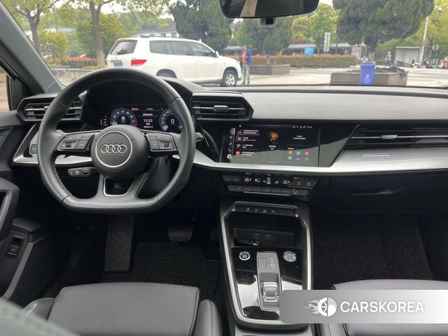 Audi A3 2024 Белый из Китая, фото 3