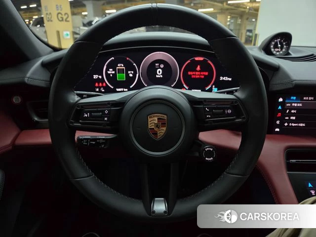 Porsche Taycan 2025 Белый из Кореи, фото 3