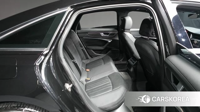 Audi A6 (C8) 2020 Черный из Кореи, фото 3