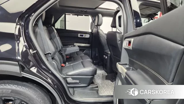 Ford Explorer 6th Generation 2021 Черный из Кореи, фото 3