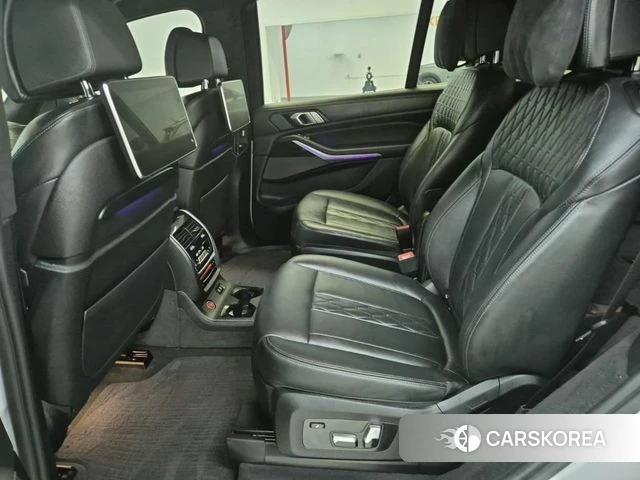 BMW X7 (G07) 2021 Белый из Кореи, фото 3