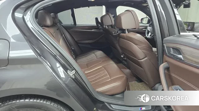 BMW 5 Series (G30) 2018 Серый из Кореи, фото 3