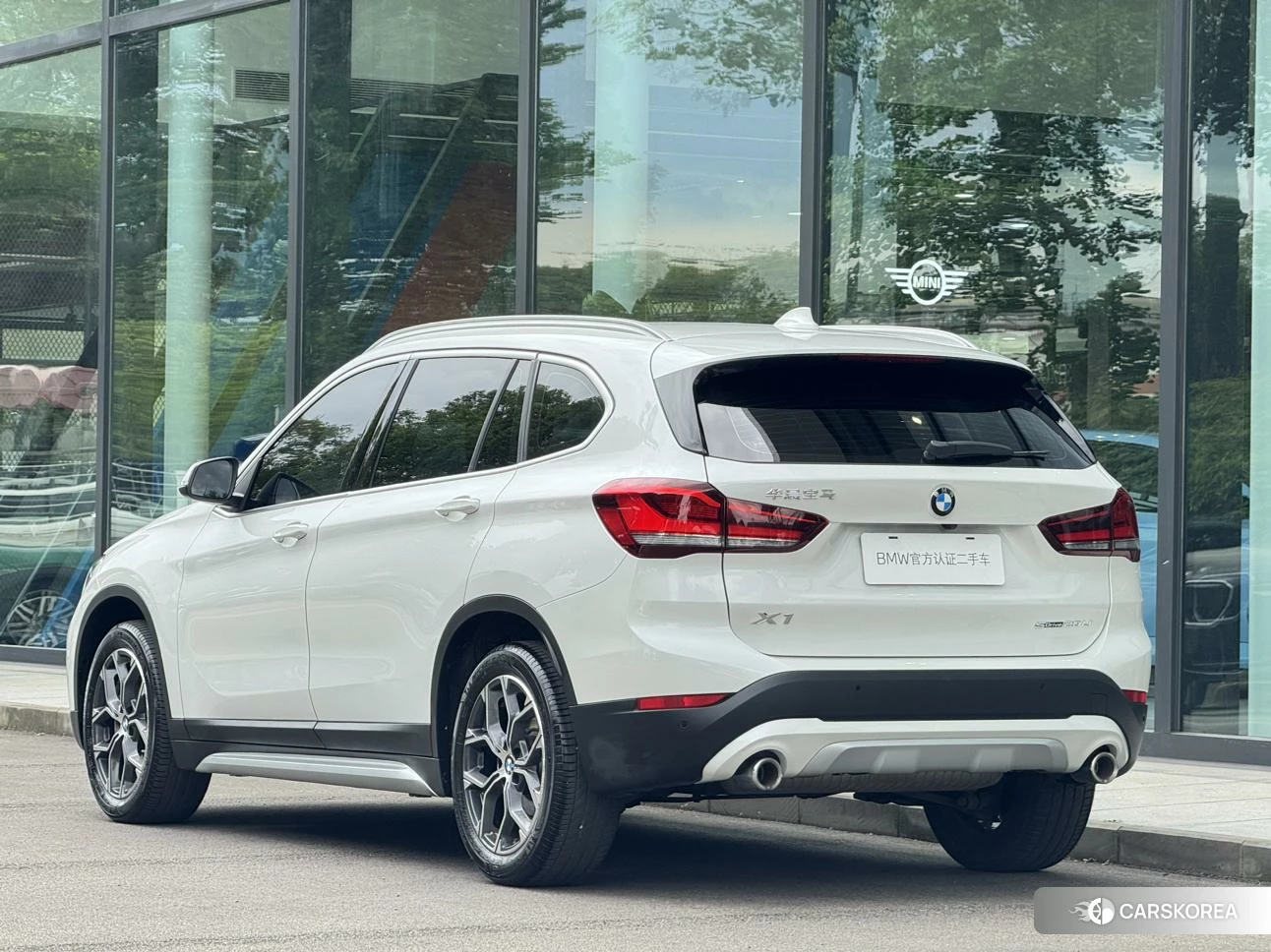 BMW X1 2021 Белый из Китая, фото 3