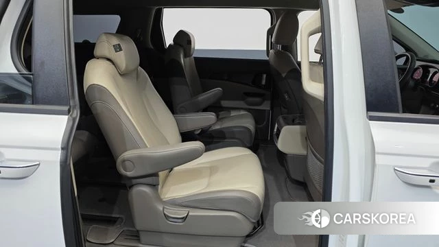 Kia Carnival 4th generation 2023 Белый из Кореи, фото 3
