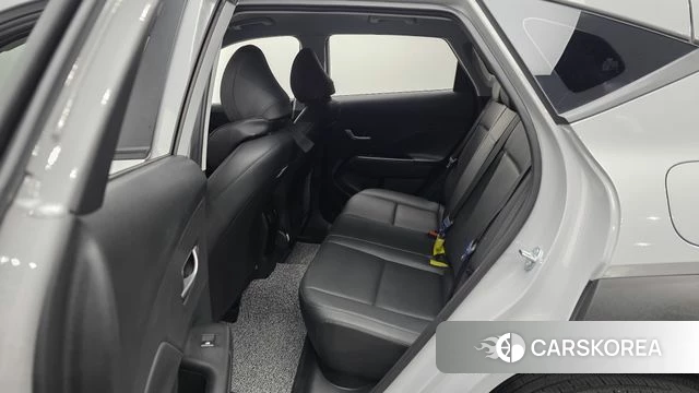 Hyundai Kona (SX2) 2025 Серебряный из Кореи, фото 3