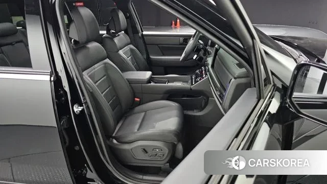 Hyundai Santa Fe (MX5) 2023 Черный из Кореи, фото 3