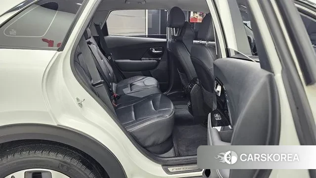 Kia Niro EV 2021 Белый из Кореи, фото 3