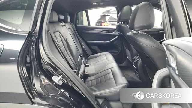 BMW X4 (G02) 2022 Черный из Кореи, фото 3