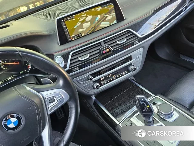 BMW 7 Series (G11) 2018 Черный из Кореи, фото 3