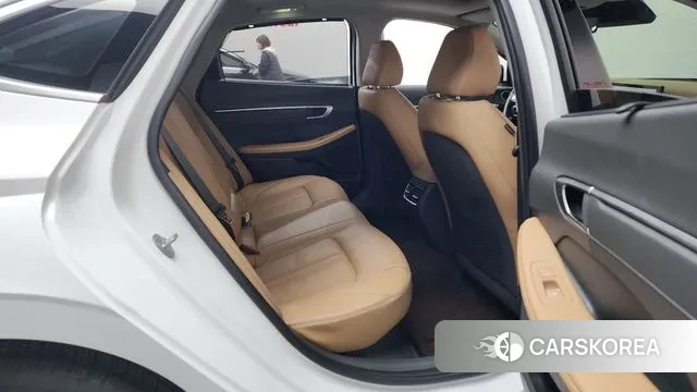 Hyundai Sonata D Edge Hybrid (DN8) 2023 Белый из Кореи, фото 3