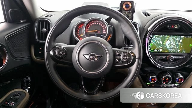 Mini Cooper D Countryman 2019 Зеленый из Кореи, фото 3