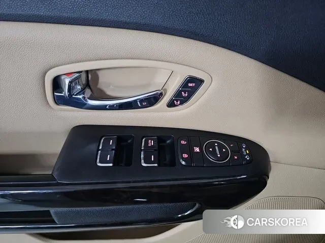 Kia The New Carnival 2020 Черный из Кореи, фото 3