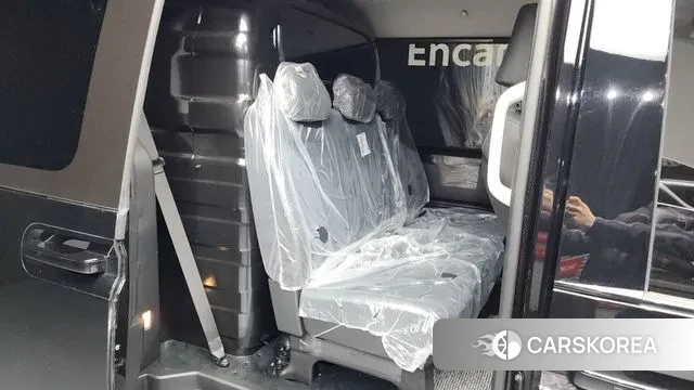 Hyundai Staria 2025 Черный из Кореи, фото 3