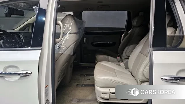 Kia The New Carnival 2019 Белый из Кореи, фото 3