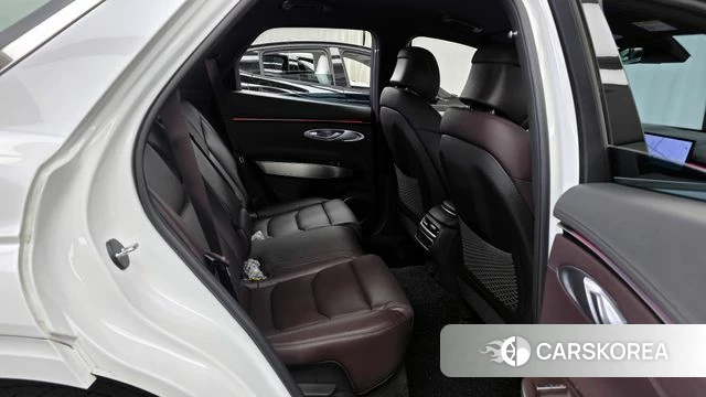 Genesis GV70 2024 Белый из Кореи, фото 3