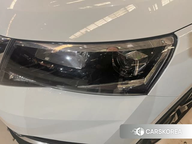 Skoda Komick 2024 Белый из Китая, фото 3