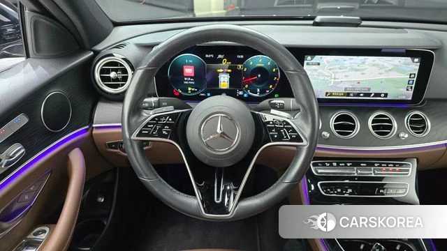 Mercedes-Benz E-Class W213 2022 Черный из Кореи, фото 3