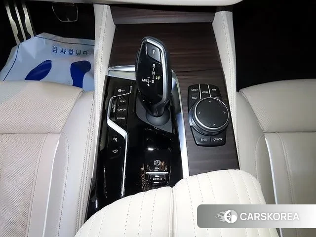 BMW 5 Series (G30) 2020 Черный из Кореи, фото 3