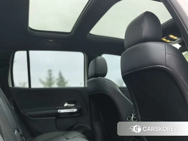 Mercedes-Benz GLB 2024 Белый из Китая, фото 3