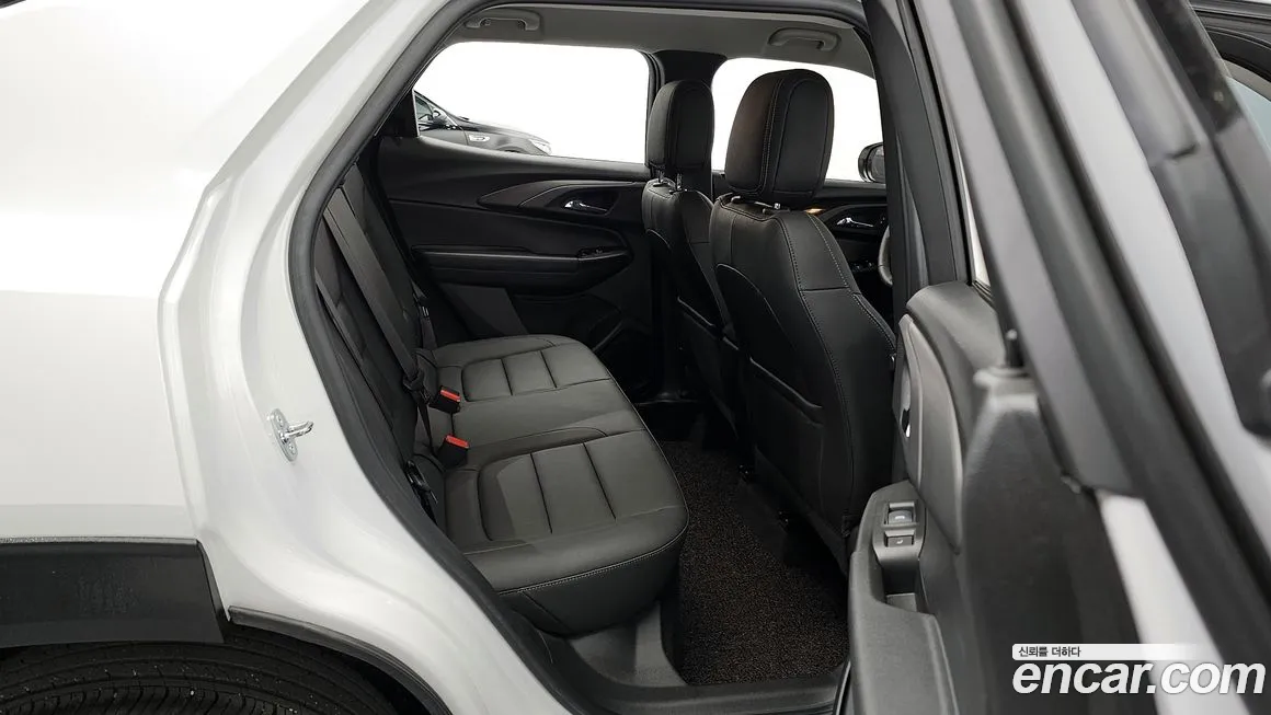 Chevrolet (GM Daewoo) Trailblazer 2022 из Кореи, фото 3