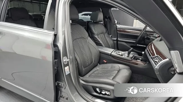 BMW 7 Series (G11) 2018 Серый из Кореи, фото 3