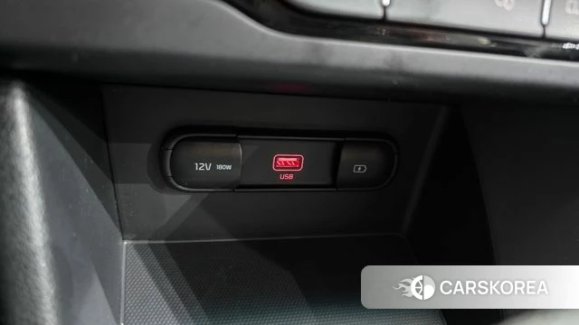 Kia The New Niro 2021 Серебряный из Кореи, фото 3