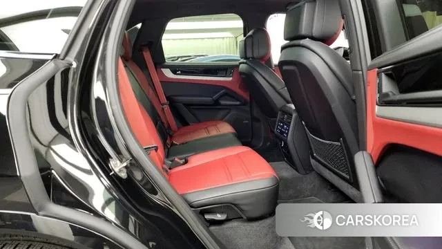 Porsche Cayenne (PO536) 2024 Черный из Кореи, фото 3