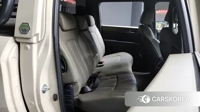 Ssangyong The New Rexton Sports Cannes 2023 Жемчужный цвет из Кореи, фото 3