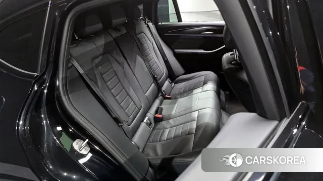 BMW X4 (G02) 2022 Черный из Кореи, фото 3