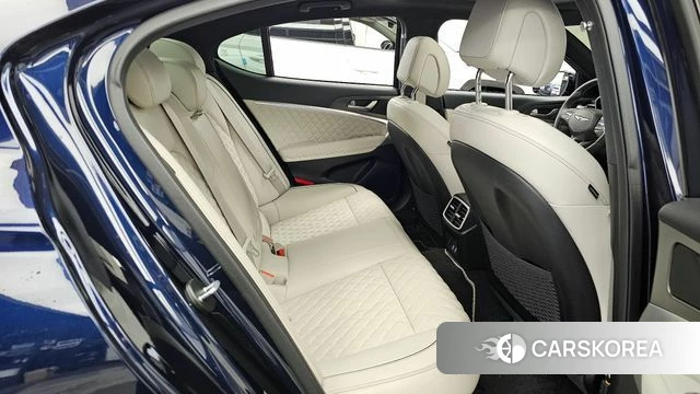 Genesis The New G70 2023 Синий из Кореи, фото 3