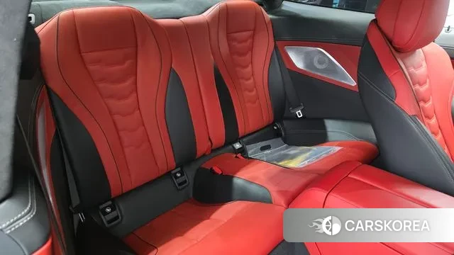 BMW 8 Series (G15) 2024 Черный из Кореи, фото 3