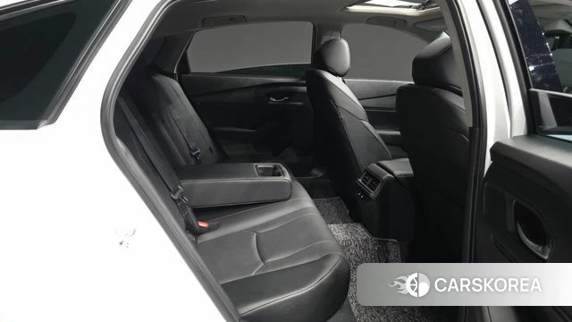 Honda Accord 11th Generation 2023 Белый из Кореи, фото 3