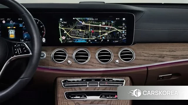 Mercedes-Benz E-Class W213 2022 Белый из Кореи, фото 3