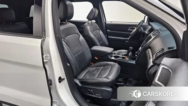 Ford Explorer 2018 Белый из Кореи, фото 3