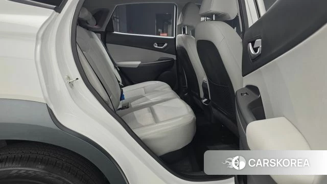 Hyundai The New Kona 2022 Белый из Кореи, фото 3