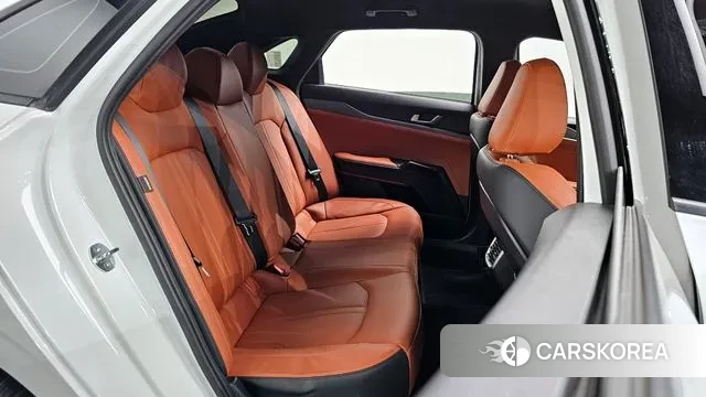 Kia The New K5 3rd generation 2024 Белый из Кореи, фото 3