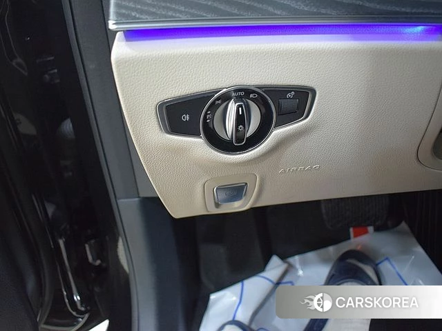 Mercedes-Benz E-Class W213 2023 Черный из Кореи, фото 3