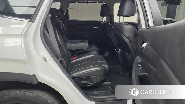 Hyundai The New Santa Fe 2021 Белый из Кореи, фото 3