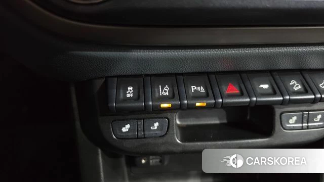 Chevrolet (GM Daewoo) Real New Colorado 2022 Серый из Кореи, фото 3