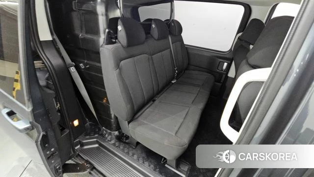 Hyundai Staria 2022 Черный из Кореи, фото 3